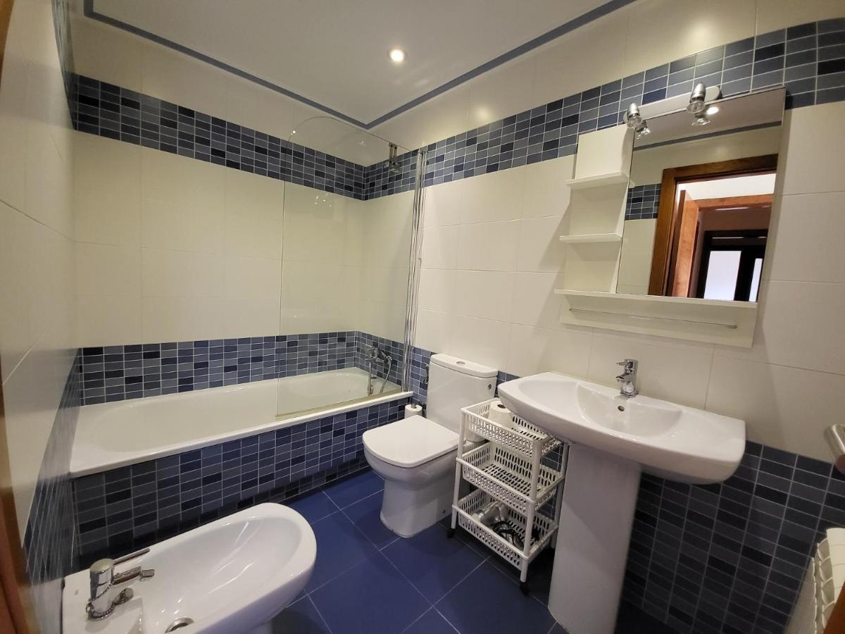 Apartamento Antopa Con Entrada Directa A La Playa - Karkava Travel Sanxenxo Luaran gambar